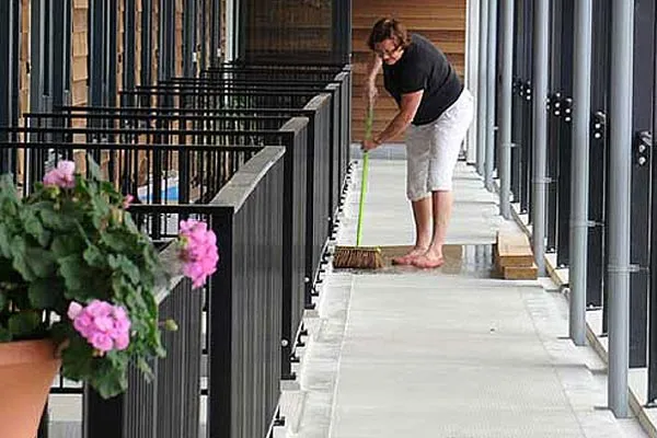 Praxisbeispiel: GIAN Antirutsch-Struktur auf Balkon